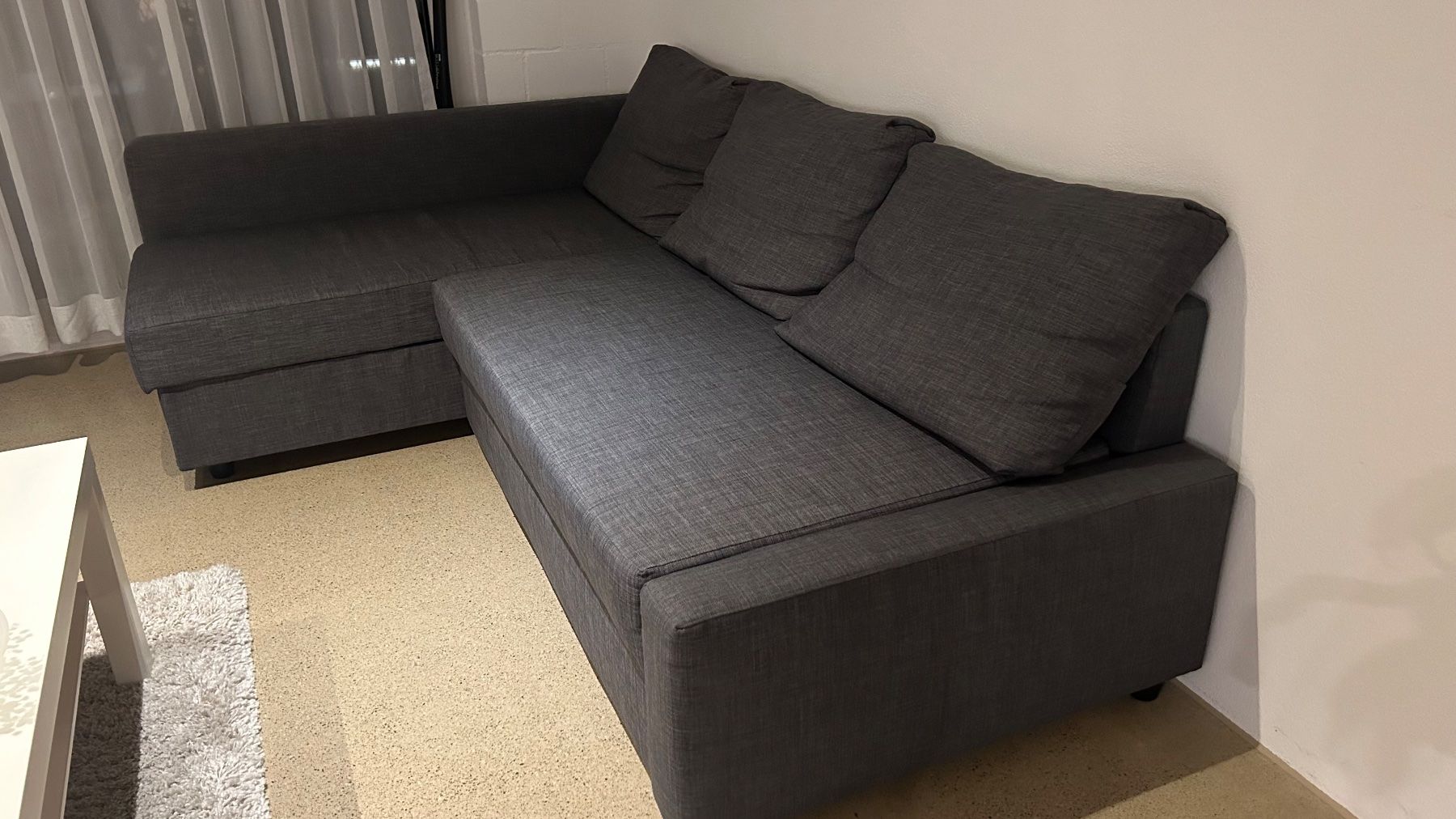 Ikea Divani: Sofa IKEA Grau – Usato da Zürich venduto da alevezzoni