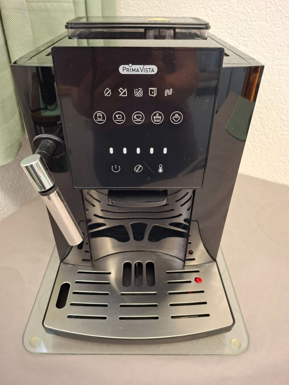 Kaffeemaschinen & Espressomaschinen: Kaffeevollautomat Prima Vista – Gebraucht aus Suhr von karapuzik