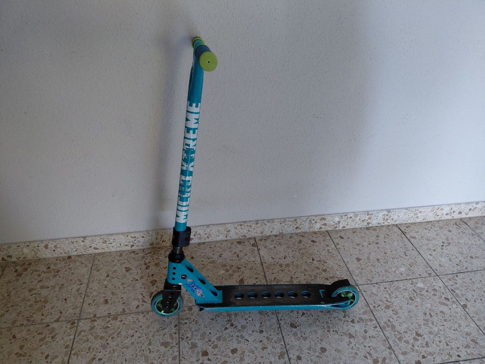 Micro Kickboard: Micro Extrem Kickboard – D'occasion à Oberuzwil par adrian.ryffel 1