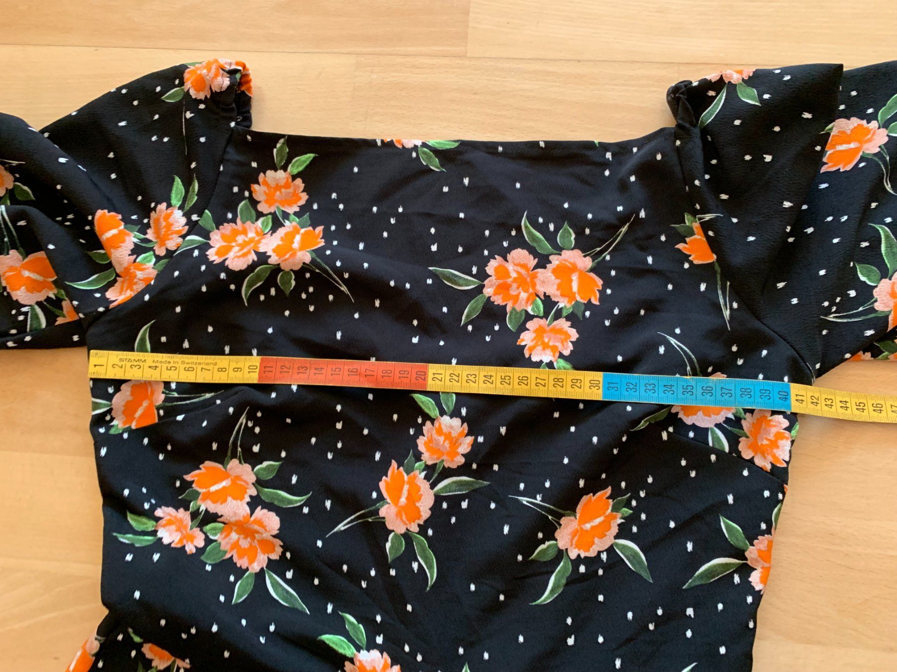 Jumpsuits: Damen Jumpsuit in ca. Gr. 32 / 34, Schwarz – Gebraucht aus Worb von farben20zauber 4
