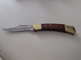 Klappmesser mit Holzgriff und Messingbeschlägen rostfrei