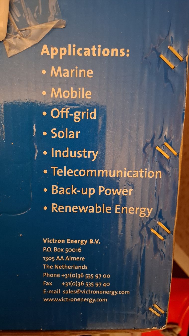 Victron Caricatori & Batterie: Victron kombi Solarladegerät – Usato da Möhlin venduto da atrav 1