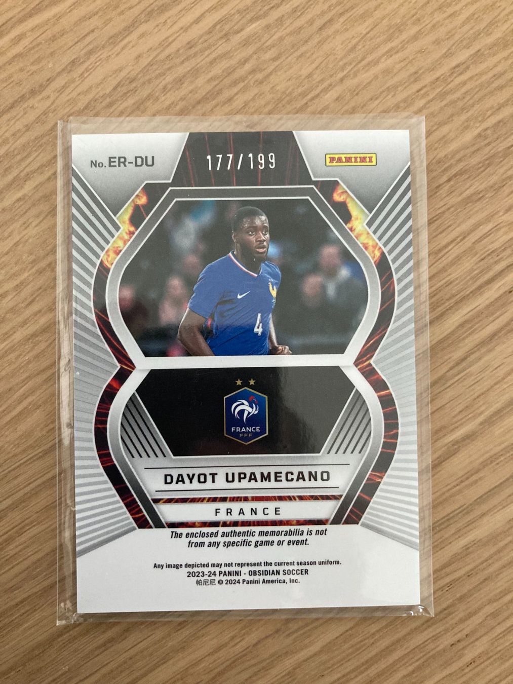 Panini Carte collezionabili: Panini Obsidian 2023-24 - Dayot Upamecano Patch /199 – Usato da La Tour-de-Peilz venduto da Tyalos_Cards 1