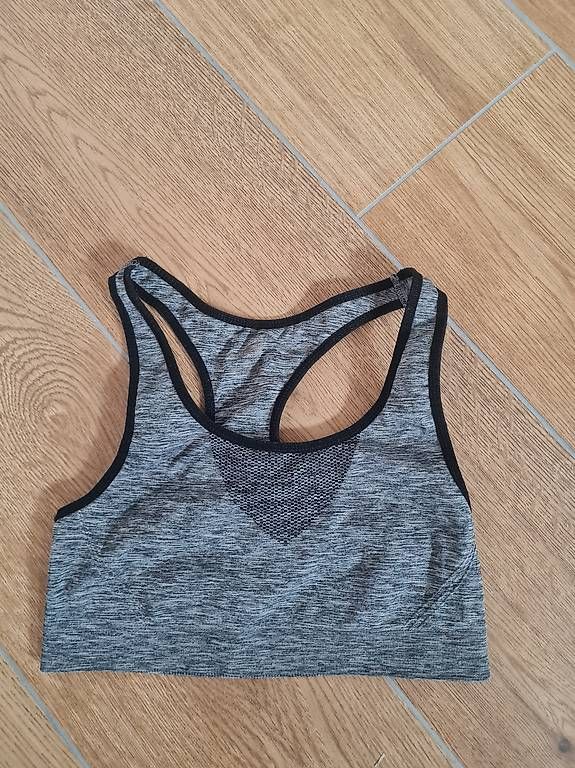 Altra biancheria intima: Sport BH's – Usato da Gutenswil venduto da jus_2jwr 3