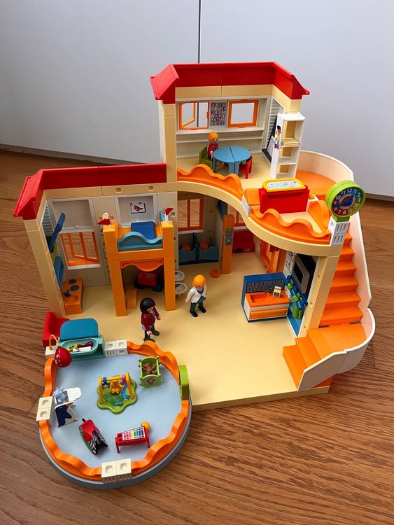 Playmobil škôlka + jasle (5567 + 5570) - Poprad | Bazoš.sk