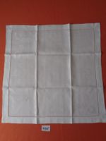 Serviette Damast oder als Deckeli Grösse 63.5 cm. x 63.5 cm.