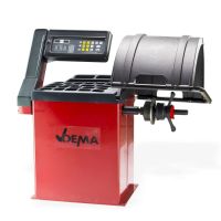 DEMA KFZ PKW Reifenwuchtmaschine