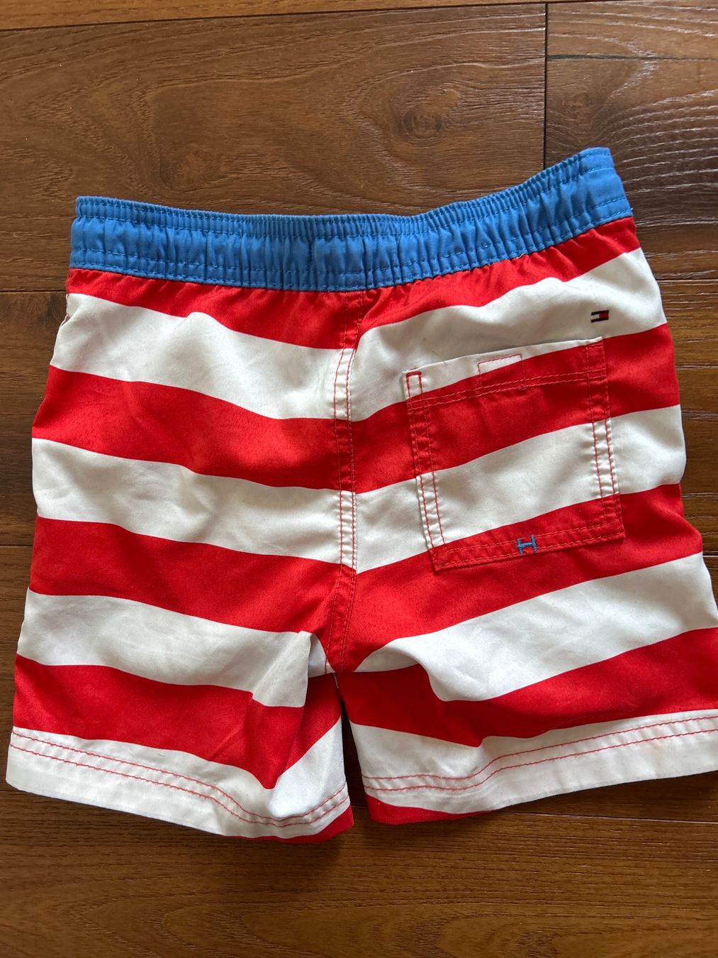 Tommy Hilfiger Costumi da bagno: Tommy Hilfiger Badeshorts 116 – Usato da Maloja venduto da liv_5gzx 1