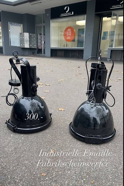 Lampen: Industrielle Scheinwerfer Emaille – Gebraucht aus Zürich von inf_j9l5