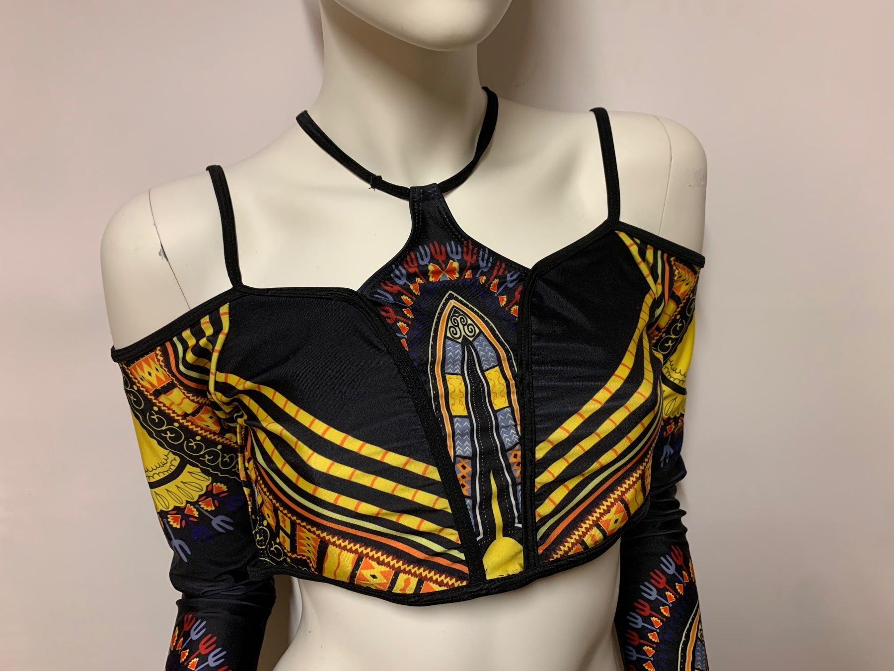 Top: Ausgefallenes African Style Top, Gr. L – Usato da Rosshäusern venduto da MiJoDoOl 1