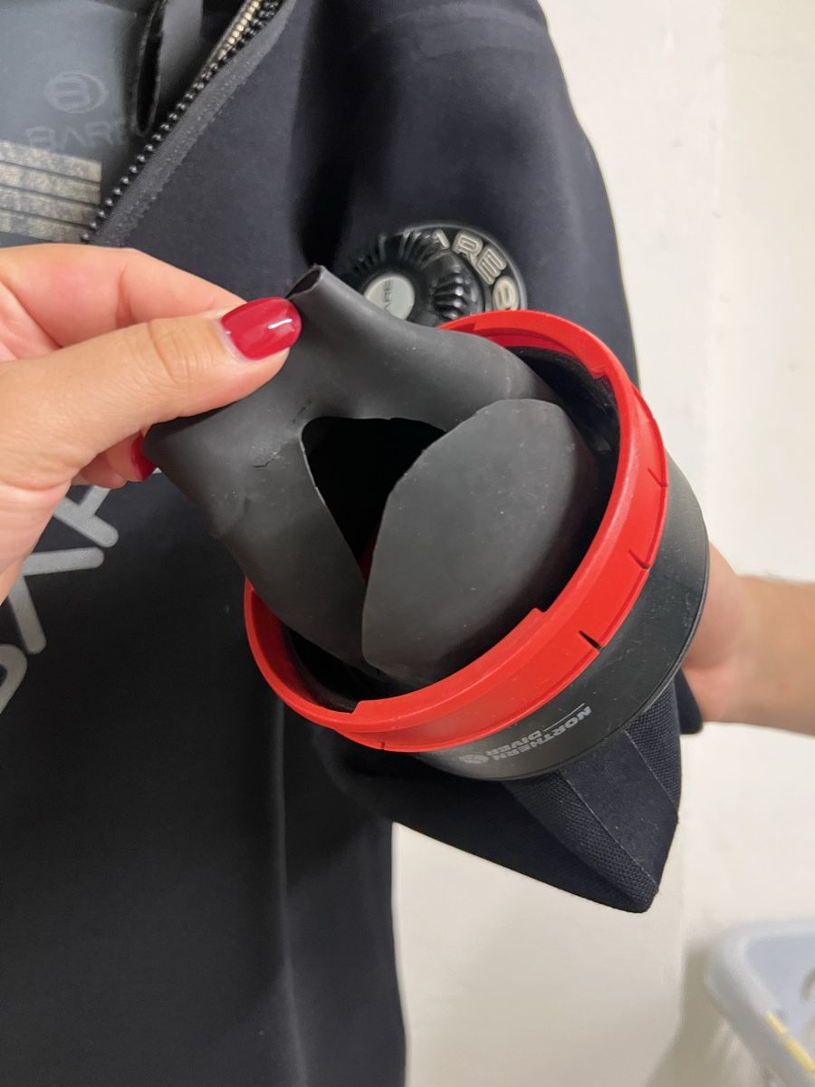 Tauchanzüge: Bare Trockentauchanzug – Gebraucht aus Winterthur von ann_vw2s 7