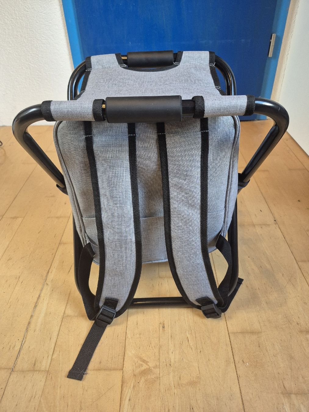 Sgabelli: 2 Campinghocker Rucksäcke mit Kühltaschen – Nuovo (secondo la descrizione) da Buchs AG venduto da Gian_1902 2