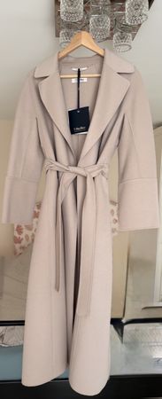 Max Mara 100 % Schurwolle Mantel grosse 32 (ch)