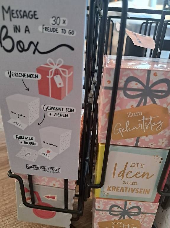 Boxsäcke: Message in a Box Ständer inkl. Boxen – Gebraucht aus Luzern von Neela288