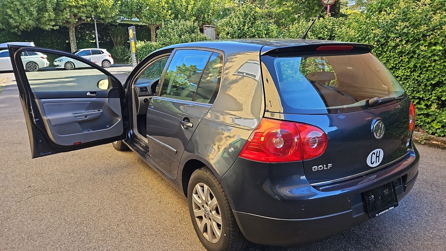 VW Automobili: Vw Golf – Usato da Ebmatingen venduto da Tiguan2008 1
