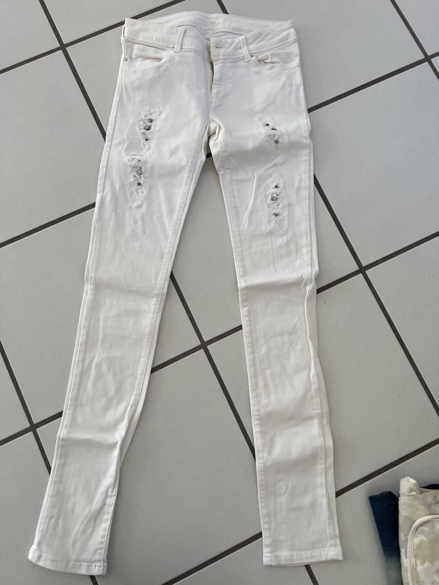 Jeans: Hosen – Gebraucht aus Oberuzwil von DanaB01