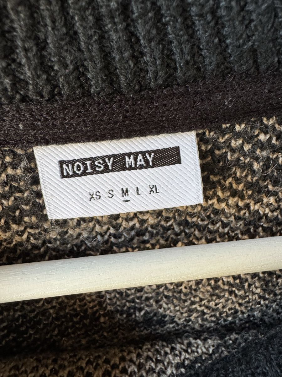 Maglioni & Felpe: Pullover NOISY MAY Zebra Muster Grösse M guter Zustand – Usato da Neuhausen venduto da rom_zrr2 2