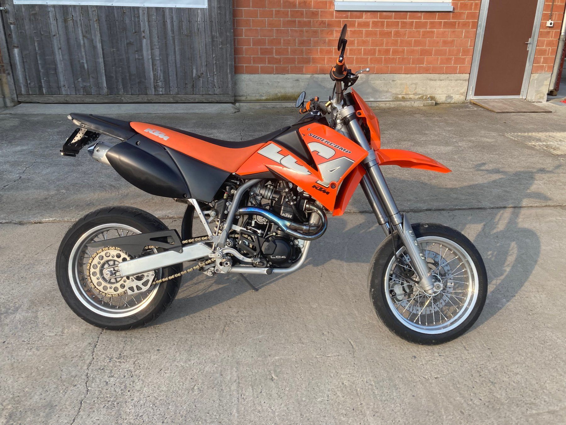 KTM Strada: KTM Supermoto 620 LC4 Competition – Usato da Steinhausen venduto da gino909