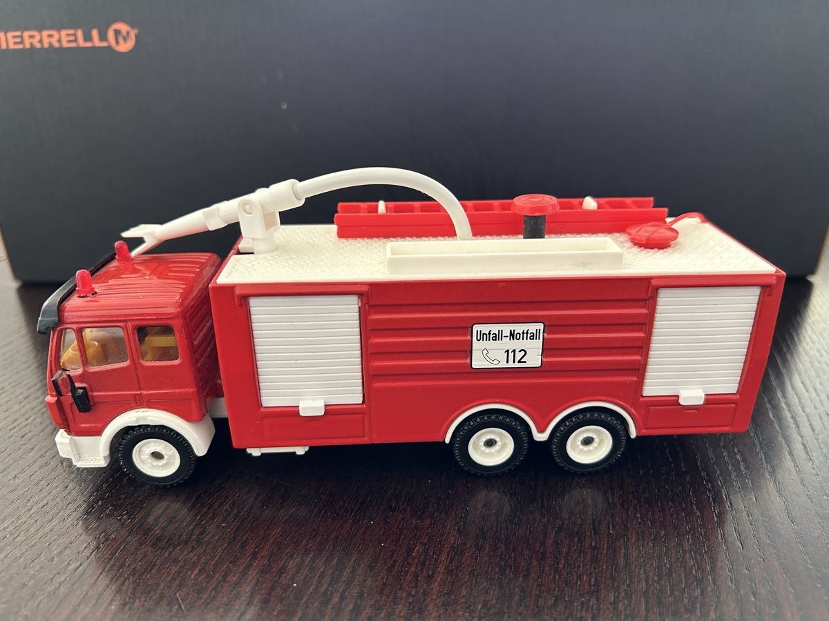 Mercedes-Benz Modellini d'auto: Mercedes-Benz Feuerwehr TLF – Usato da Islisberg venduto da Nawi2000 4