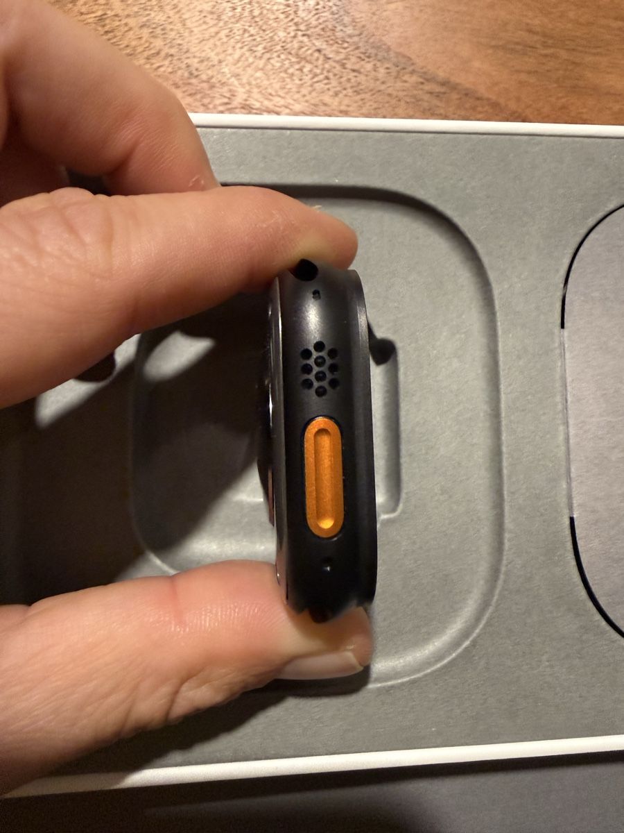 Apple Smartwatch: Apple Watch Ultra 2 Milanese loop S – Neu (gemäss Beschreibung) aus Winterthur von djt_8w2x 3