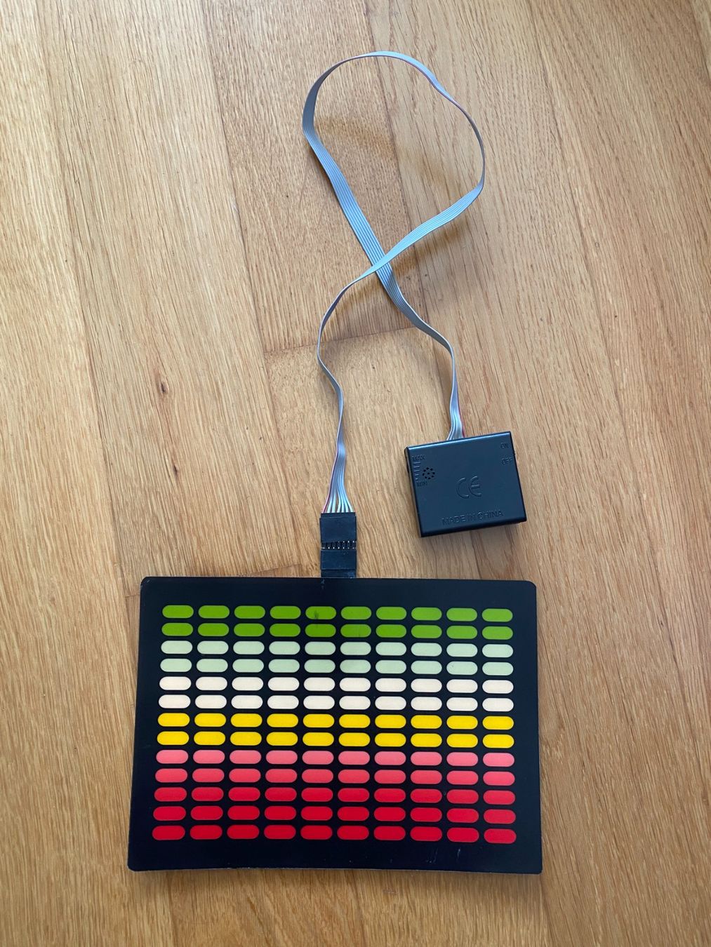 Musikinstrumente: LED- Matrix Audio Visualizer / Gadget reagiert auf Stimme – Gebraucht aus Thalwil von gb_ea2000