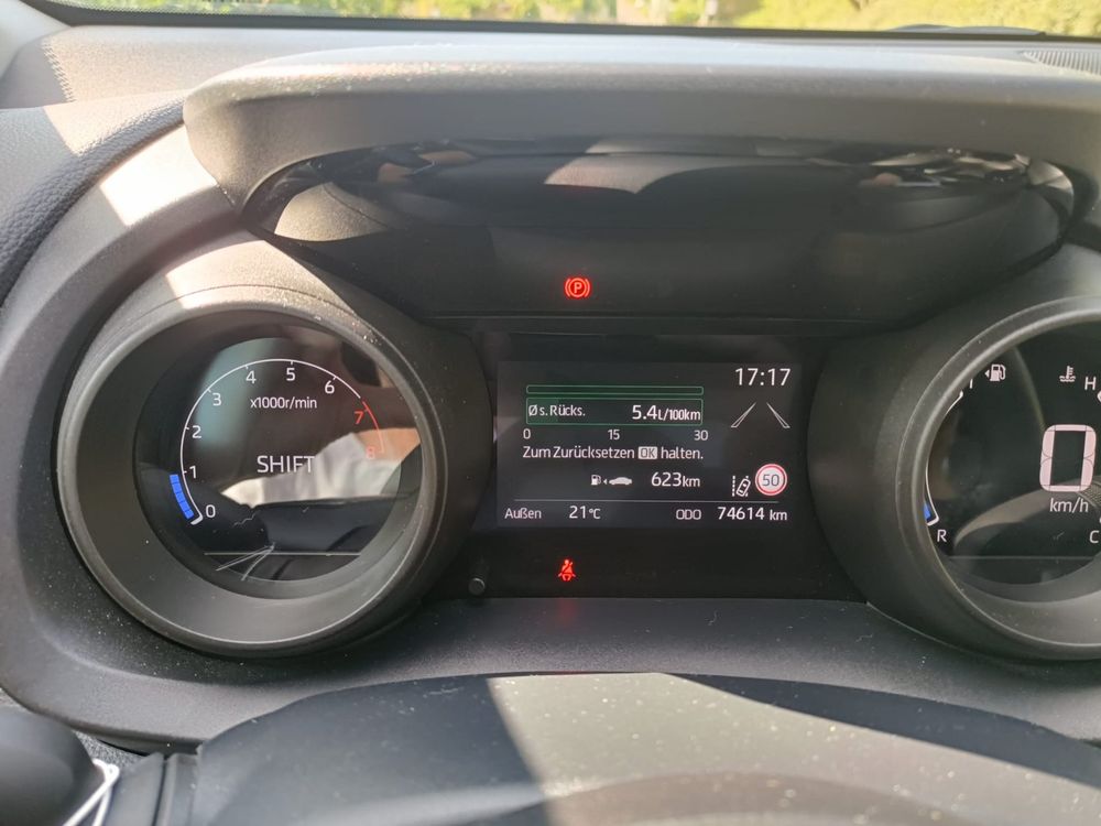 Toyota Automobili: Toyota Yaris 1.5 – Usato da Zeiningen venduto da zuercheryves 6