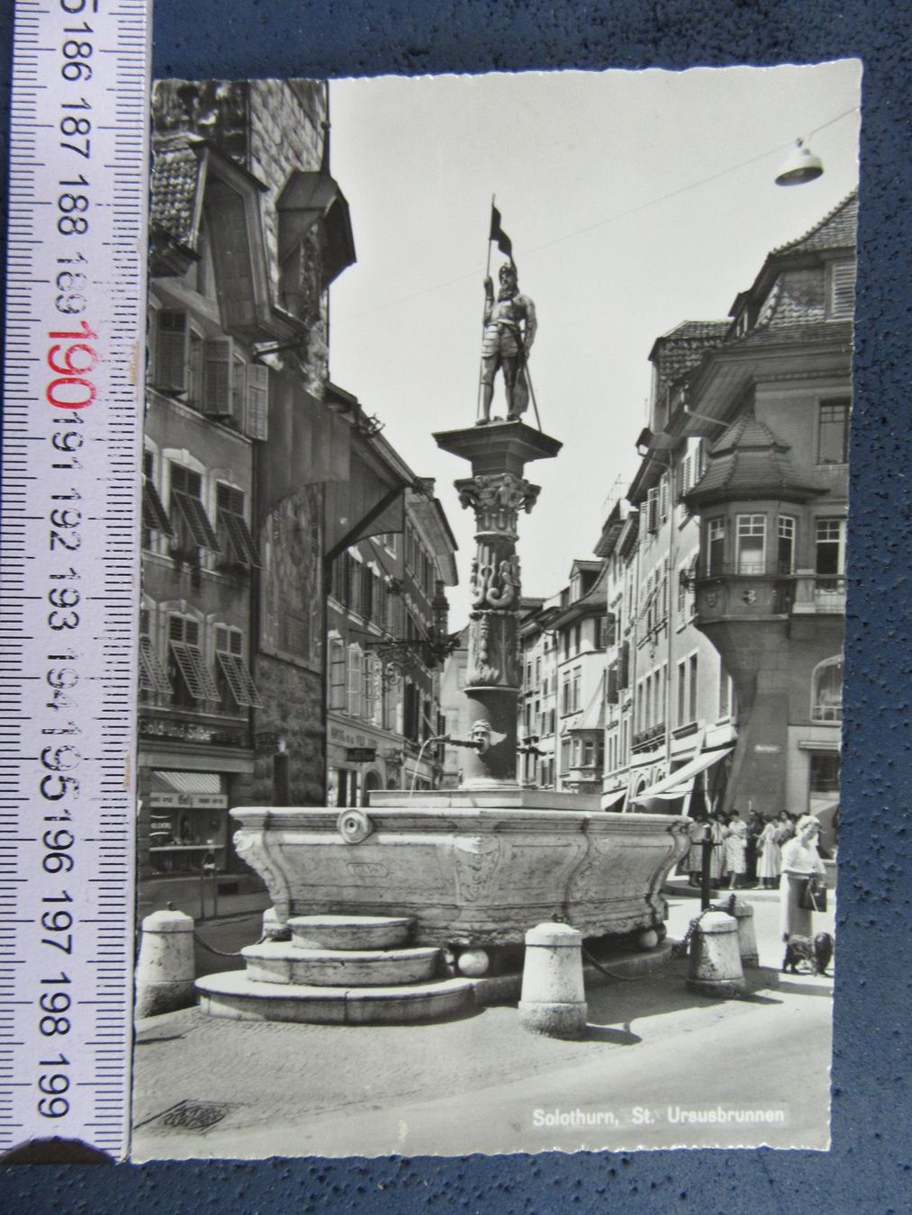 Cartoline postali: SOLOTHURN ST.URSUSBRUNNEN BELEBT AK SO – Usato da Ettingen venduto da Hausi4711