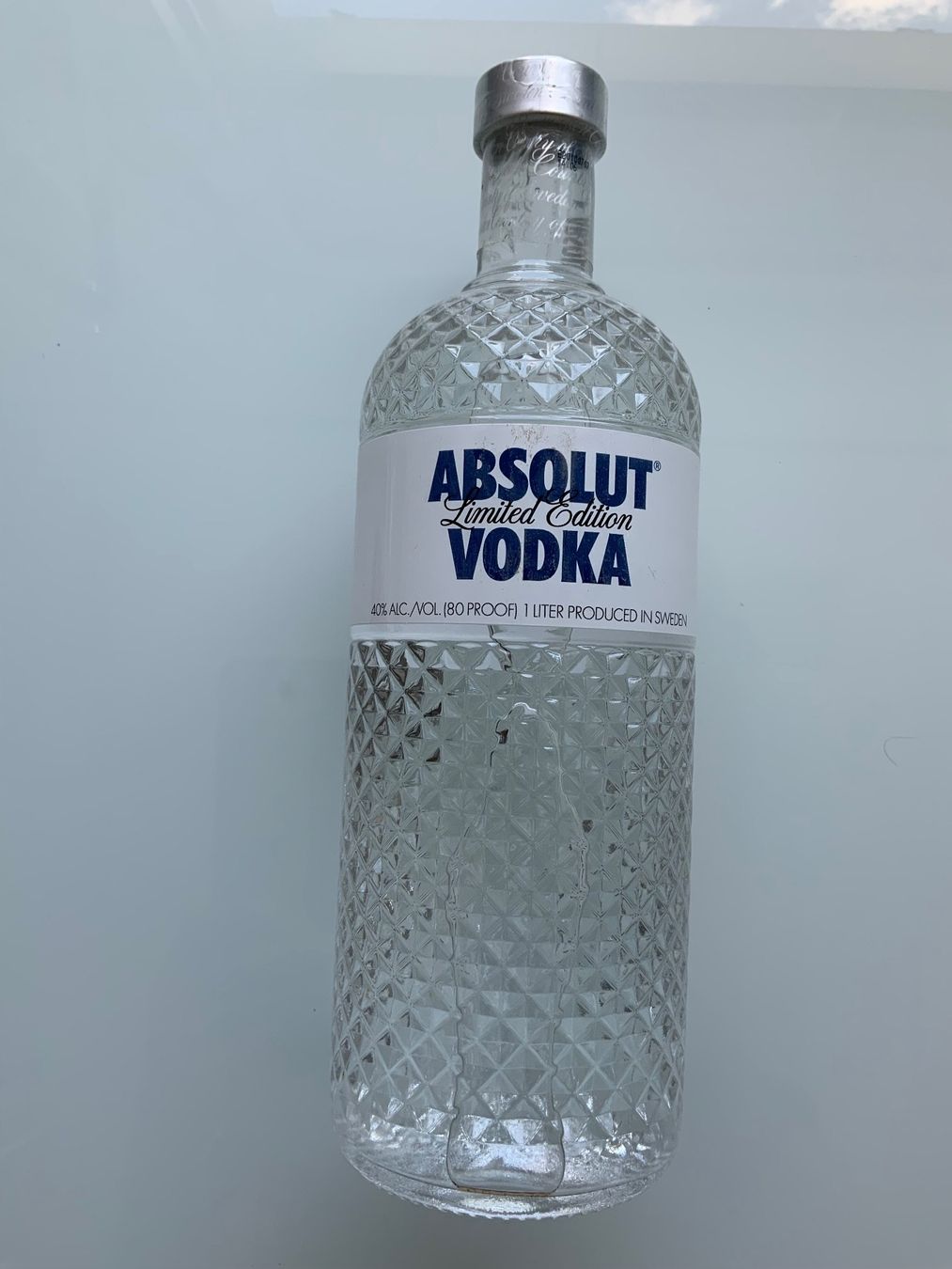 Absolut Vodka Spirituosen: Absolut Vodka “Glimmer” / Limited Edition / 1 Liter – Neu und originalverpackt aus Zürich von Matz2001