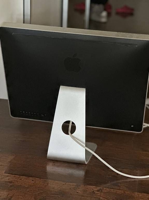 PC: Apple iMac 24 (Early 2009)  – Usato da Founex venduto da lit_l8dn 1
