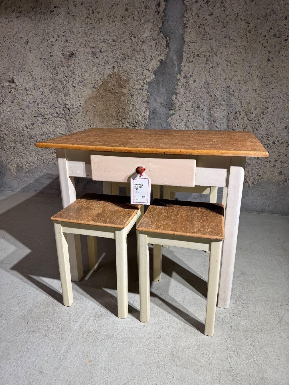 Tische: Vintage Küchenset – Gebraucht aus Luzern von CAZS_Luzern 2