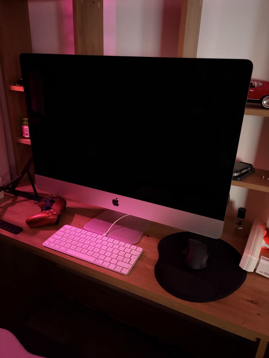 Apple PC: iMac 2019 - 27inch - 32GB Ram – Nuovo (secondo la descrizione) da Meyrin venduto da silencator
