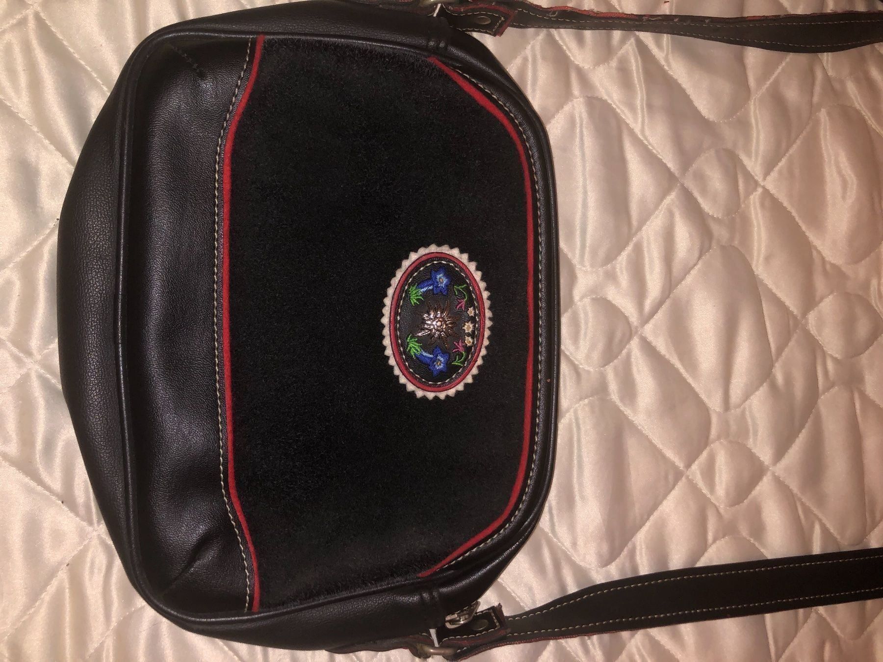 Borse da donna: Sakosh Handtasche – Usato da Schlieren venduto da Mattis123 1