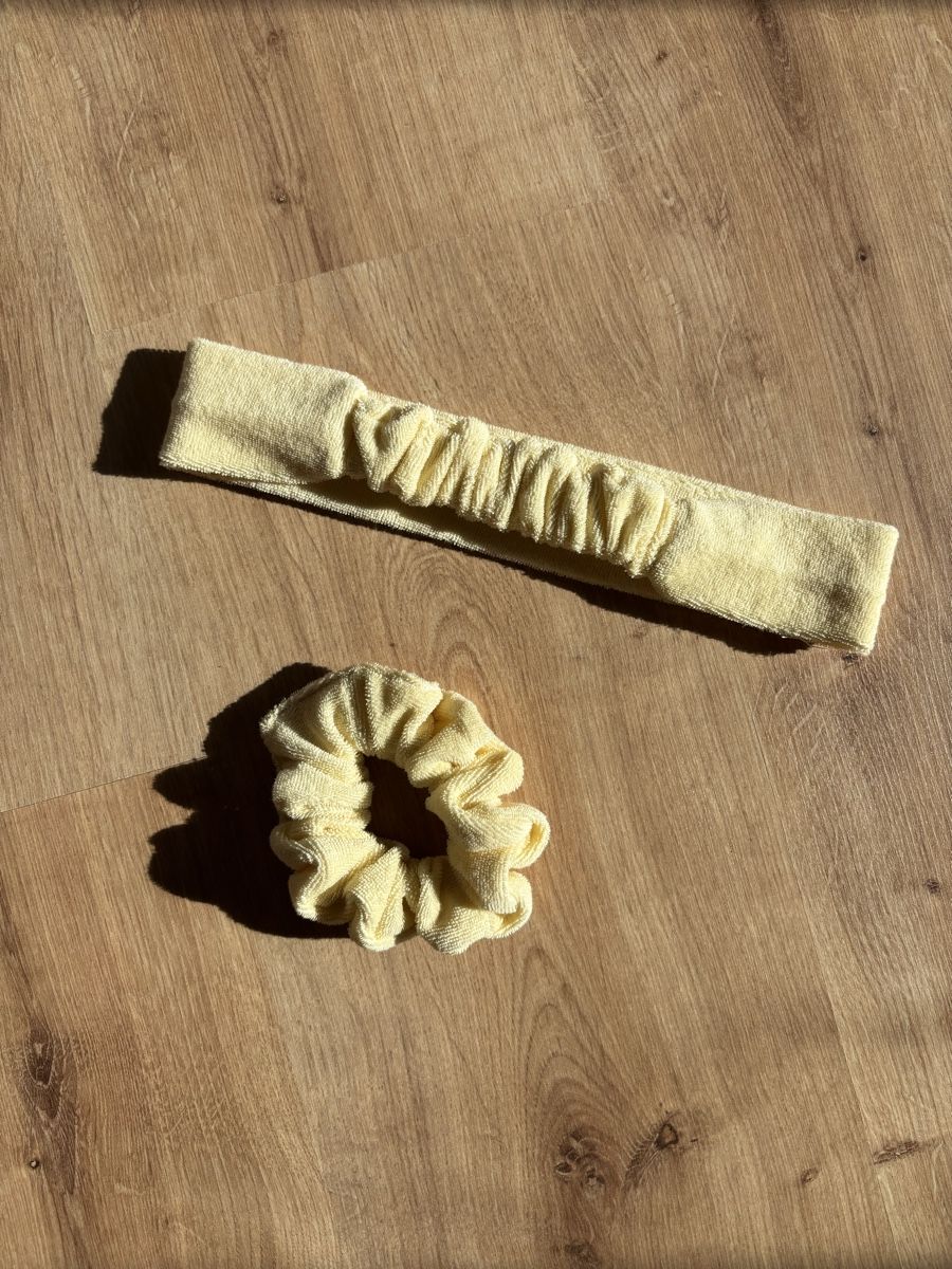 Accessori per capelli: SELFMADE headband + scrunchie  – Nuovo e nell'imballaggio originale da Tavannes venduto da callie.mcli 1