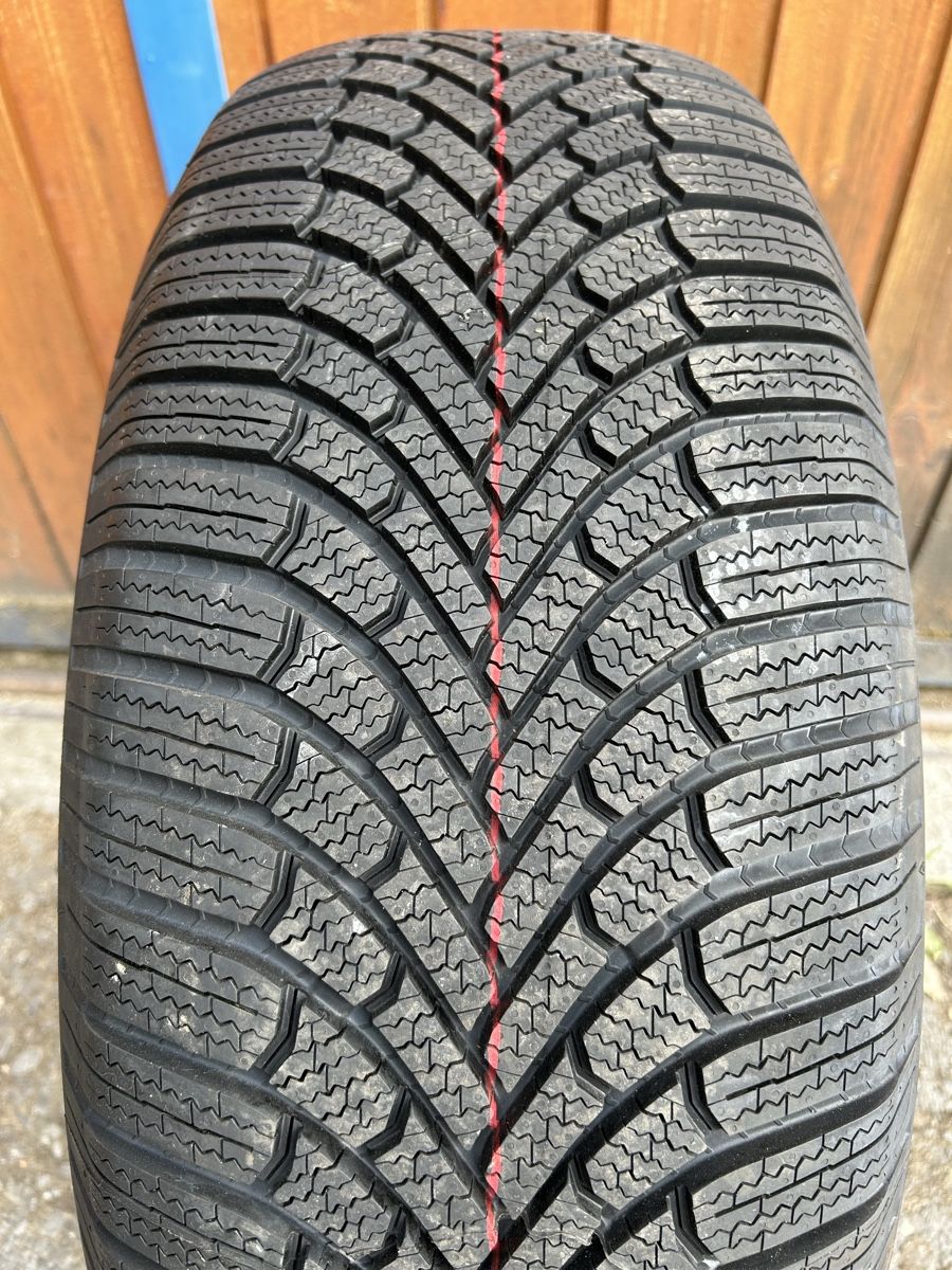 Tutti pezzi di ricambio auto: Bridgestone Blizzak – Usato da Hochdorf venduto da El-Rongillo 4