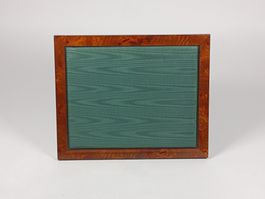 Cadre photo en bois plaqué à support vert 28 x 23 cm