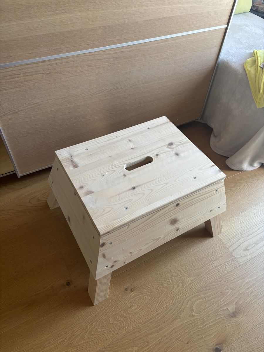 Holzartikel: Holzschemel – Neu (gemäss Beschreibung) aus Uznach von jae_9hwj 1