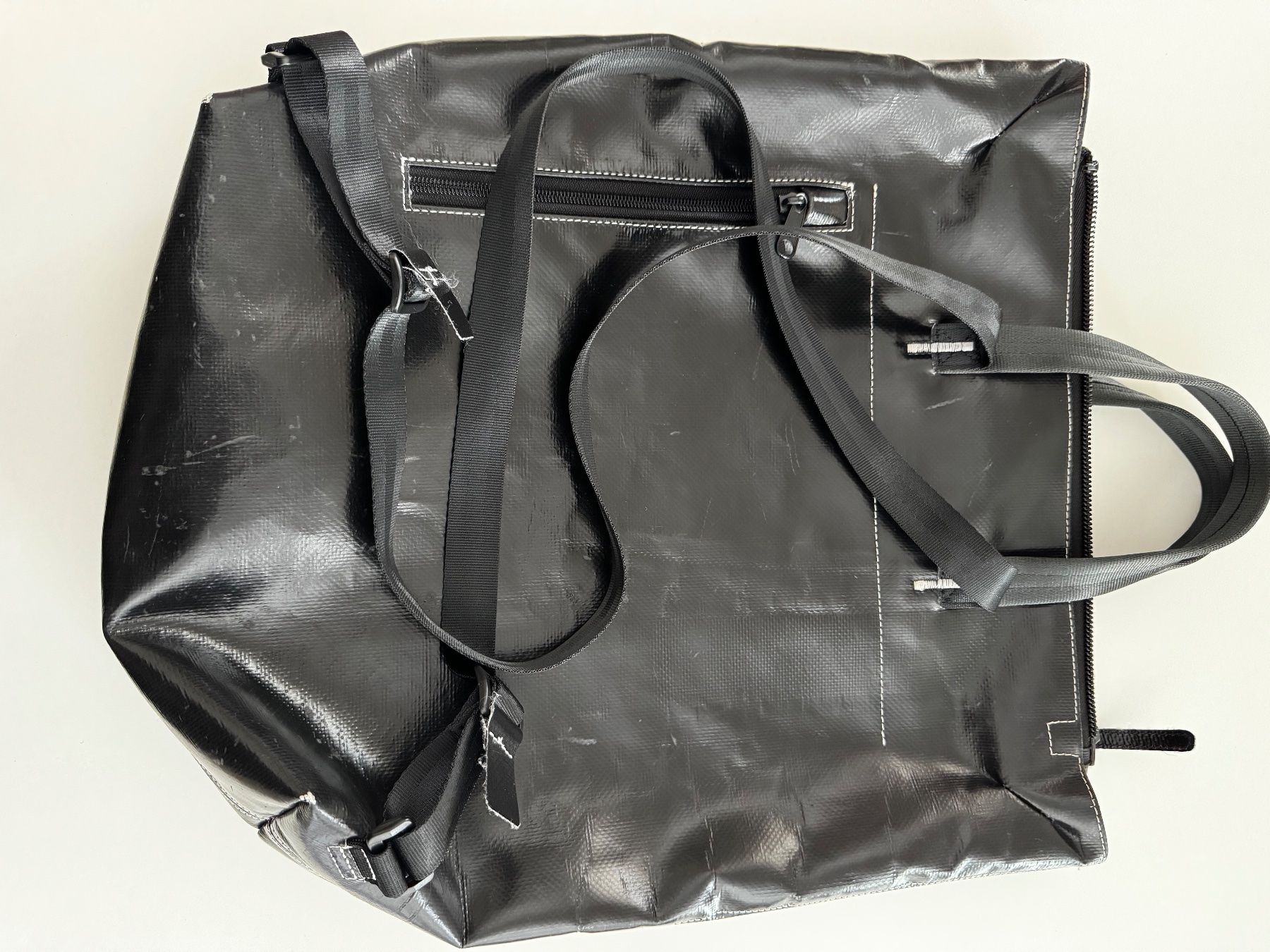 Freitag Zaini: Freitag F201 Pete - Black – Usato da Zürich venduto da z4rch 1