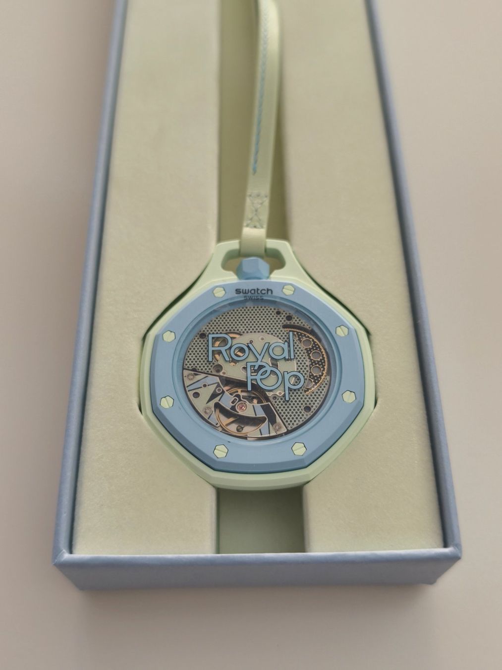 Swatch Uhren: Swatch Royal Pop x AP Blaue Acht – Neu und originalverpackt aus Basel von phunkee 2