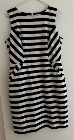 Elegantes Sommerkleid Streifen, S. Oliver, Gr. M wie NEU