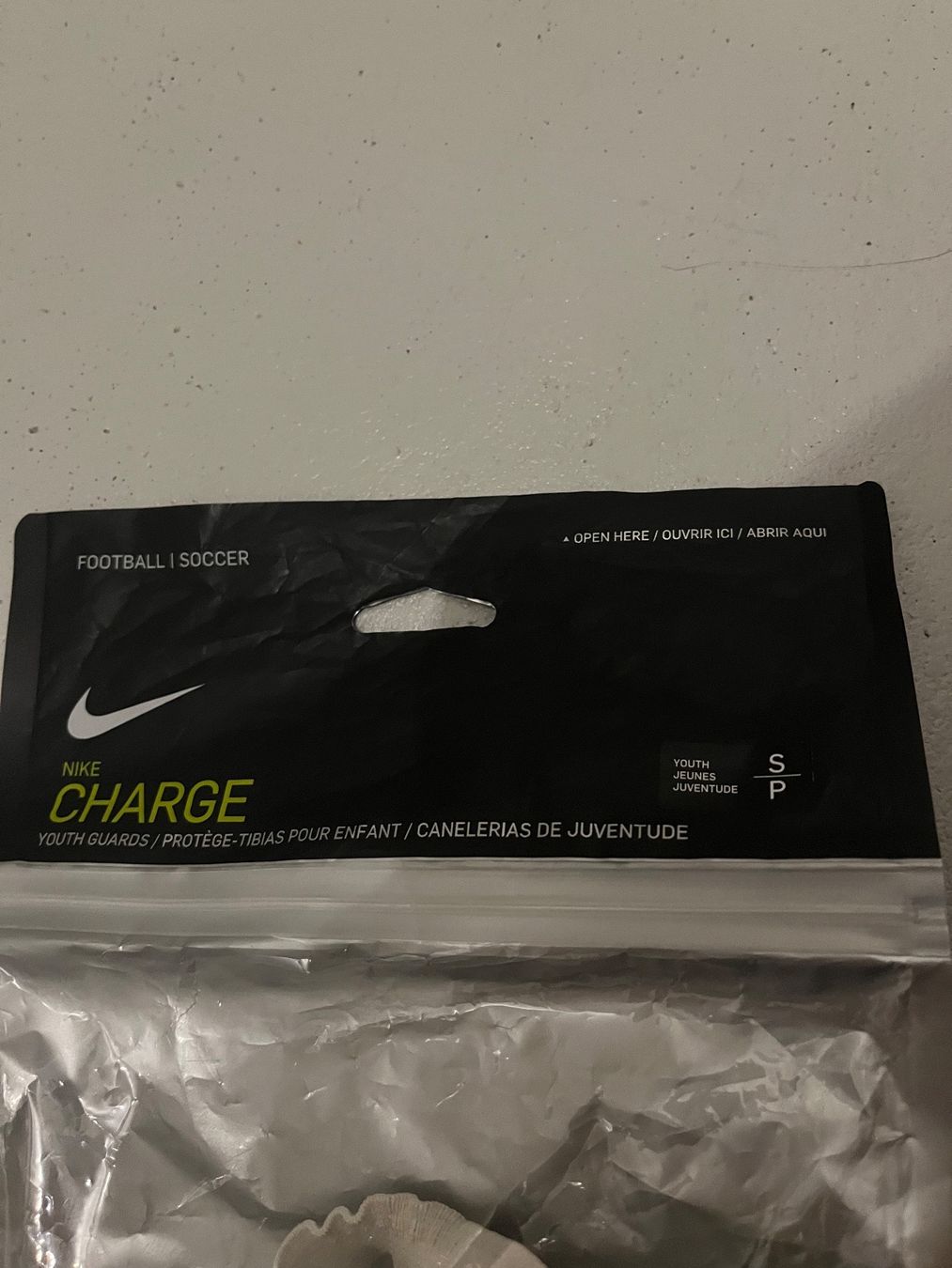 Nike Protezioni & Imbottiture: Schienbeinschoner Fussball – Usato da Pfungen venduto da nad_vt7k 1