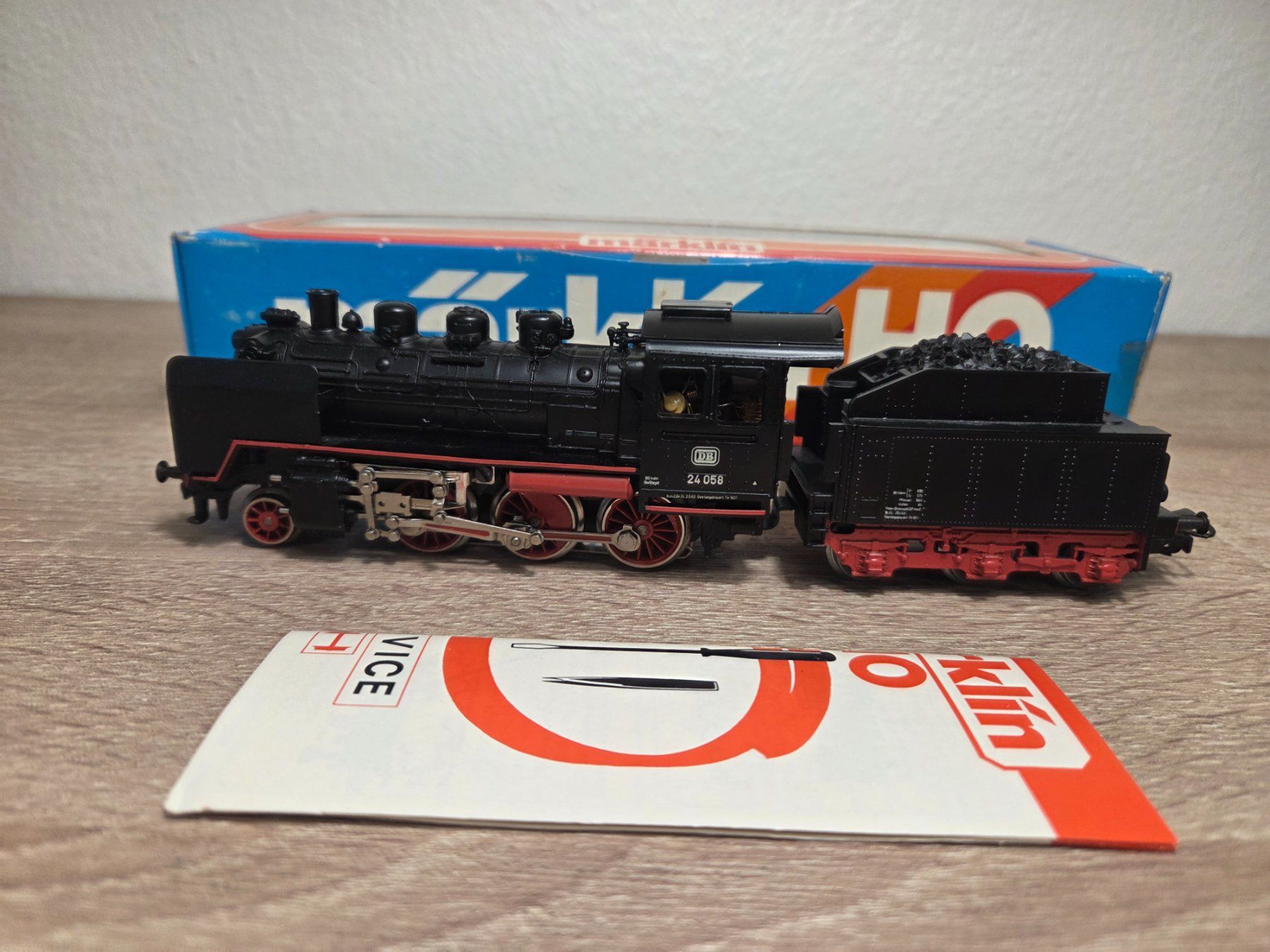 Märklin Modellini di ferrovie: Märklin 3003 Dampflok BR 24 DB H0 – Usato da St-Aubin-Sauges venduto da Lo_Go 6