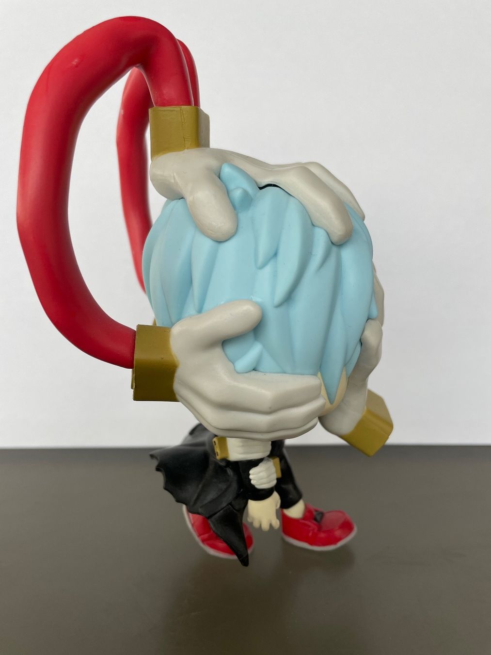 Statuette: Shigaraki Figur – Usato da Au ZH venduto da Valeleti 1