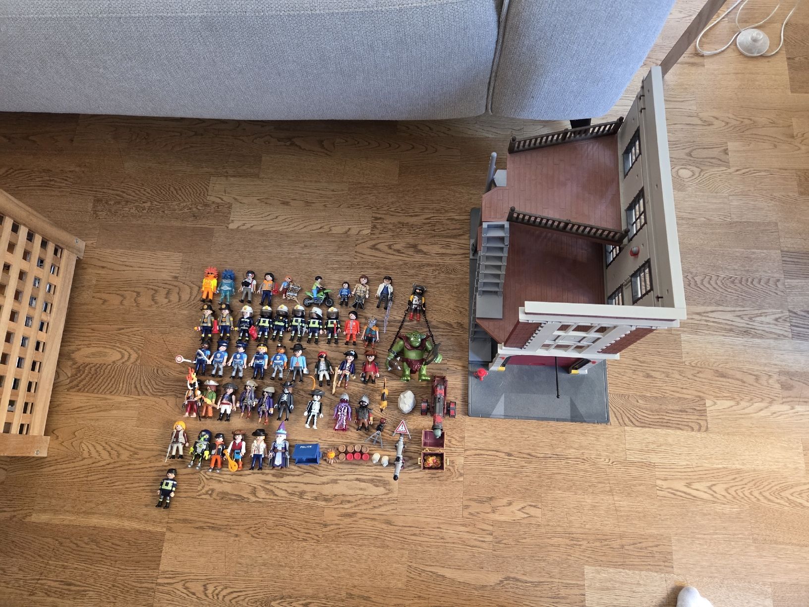 Playmobil Giocattoli: Ghostbusters Haus + viele Figuren – Usato da Mittelhäusern venduto da ABC_XYZ 6