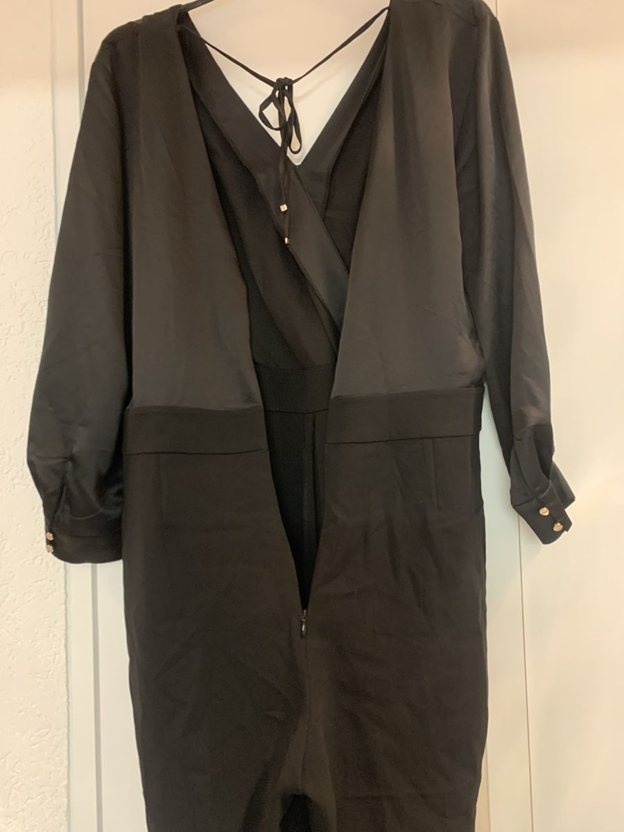 H&M Tute: Jumpsuit H&M; schwarz/ Satin, Grösse 46 – Usato da Rikon im Tösstal venduto da miarosen 4