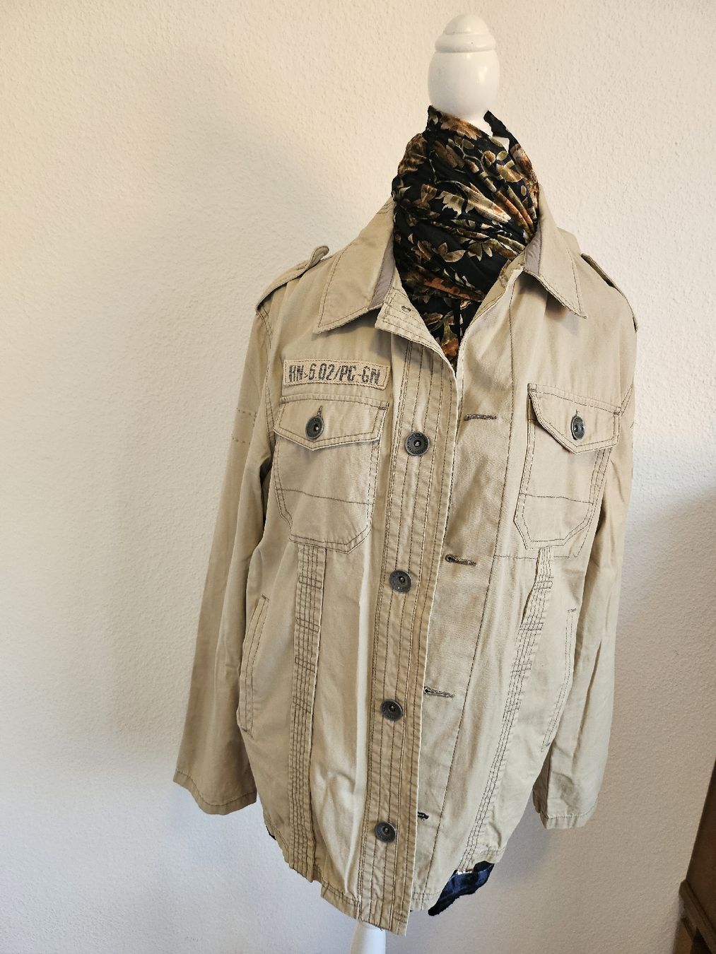 Giacche: Leichte Jacke GREY CONNECTION Khaki M  – Usato da Degersheim venduto da wul_5vdb