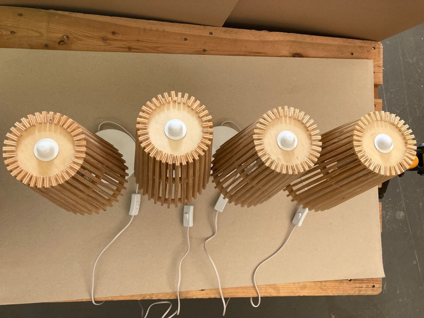 Lampade: Tischlampen 4 Stück – Usato da Belp venduto da blunier02 1