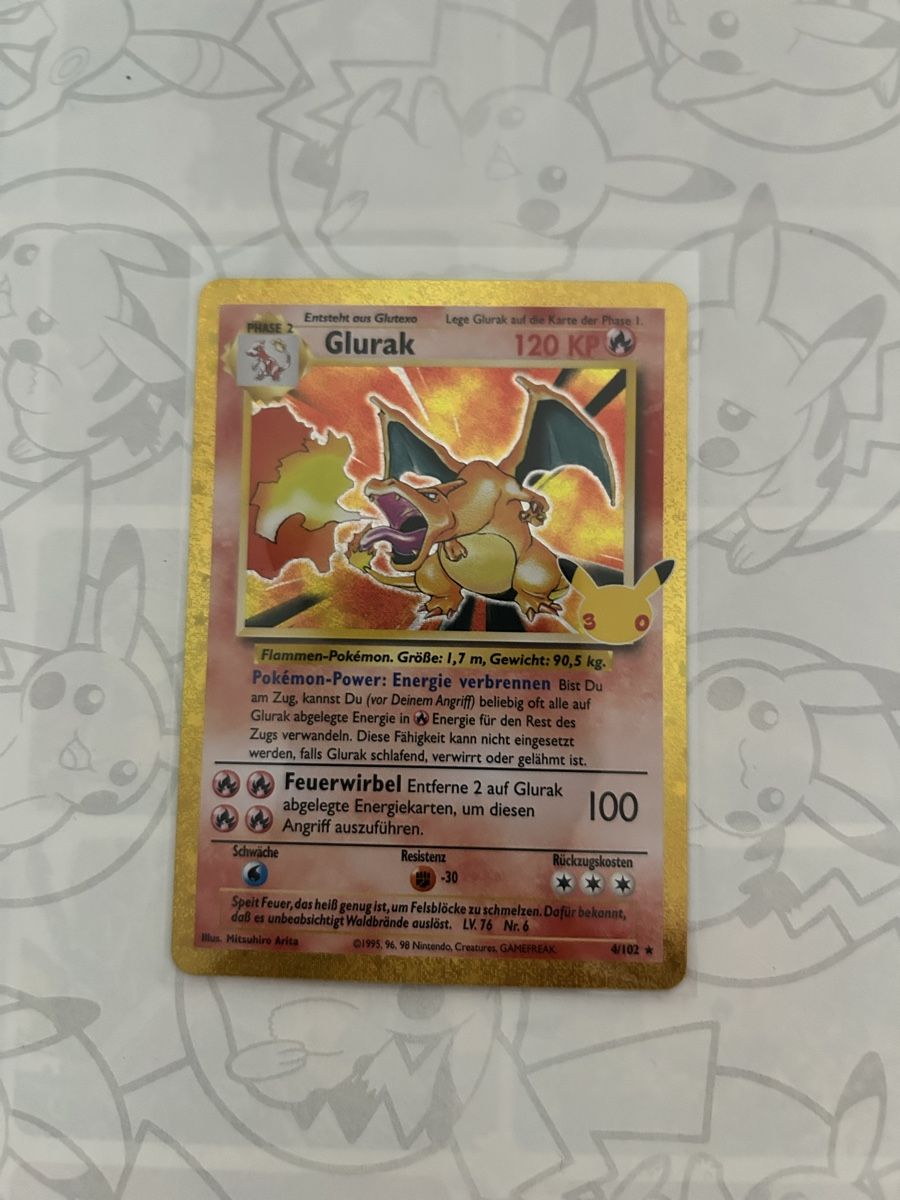 Pokémon Sammelbilder & Trading cards: Pokémon 30th Glurak 4/102 – Neu (gemäss Beschreibung) aus Volketswil von kri_mp95 1
