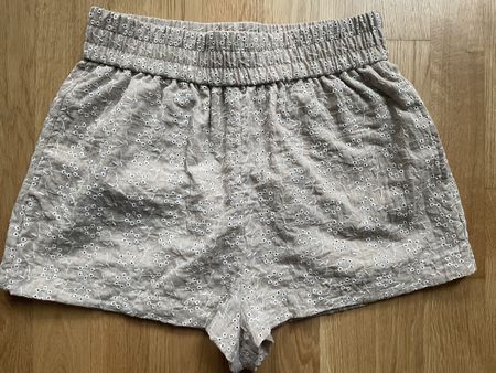 Zara Shorts M