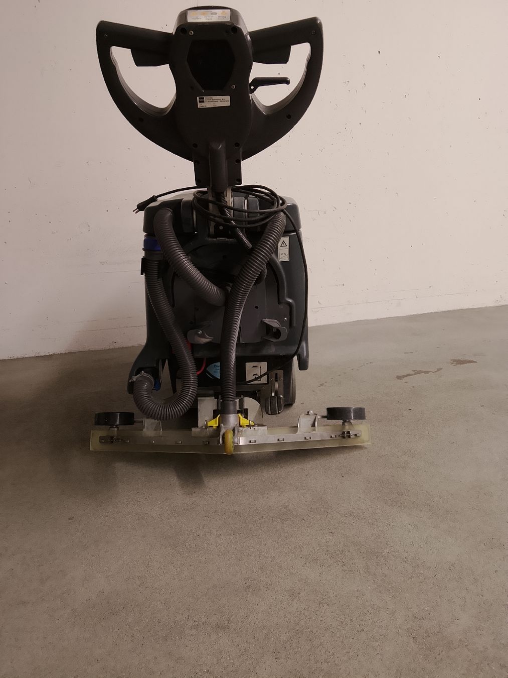 Alle Maschinen:  scheuersaugmaschine taski swingo 455b – Gebraucht aus Wohlen AG von ang_xy8w 6