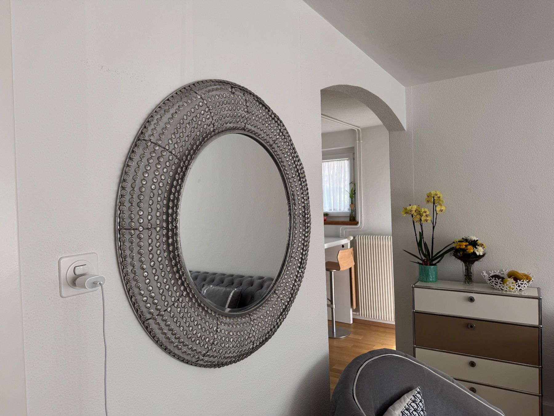 Specchi: Designer RUNDE  Spiegel SILBER   Lieferung Gratis – Usato da Thun venduto da Thuno6 1